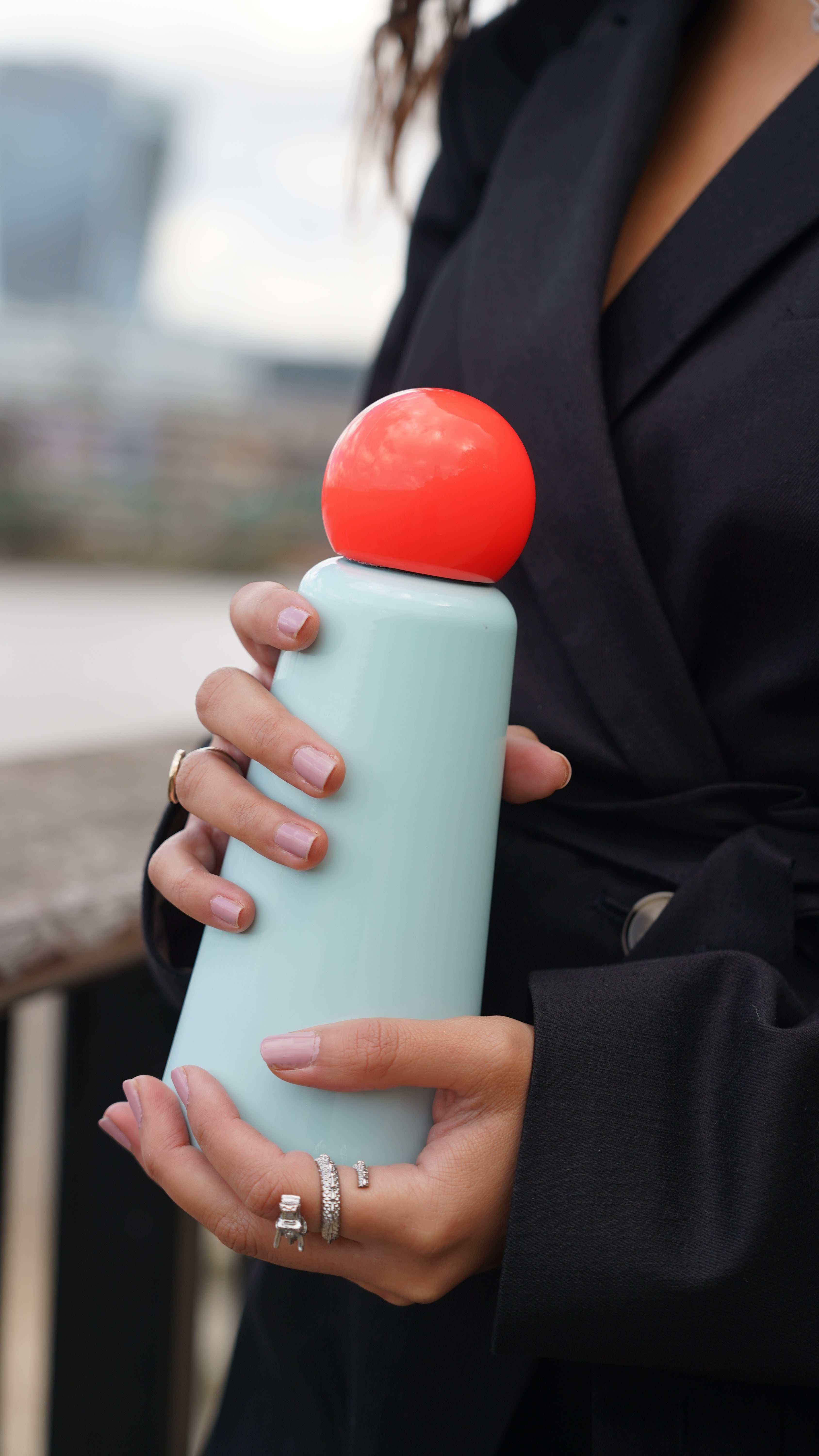 Skittle Bottle Original ストライプ & コーラル Skittle 500ml Water Bottle - Lund London